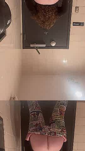 Cheerleader stuck in Walmart Bath