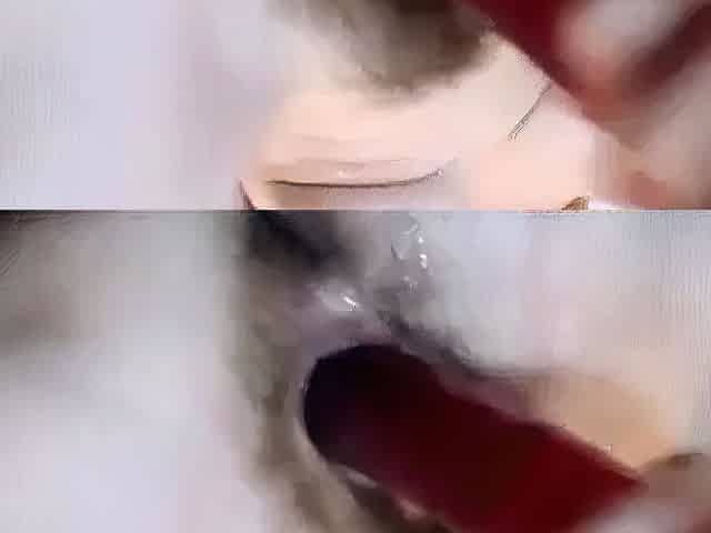 Hairy Amateur Girl Plays with Anal Hole on Webcam