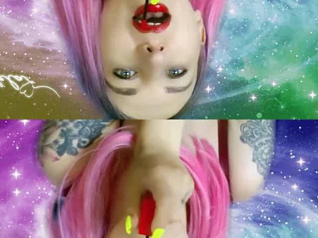 Lady Angela Close Vaping Lips Fetish