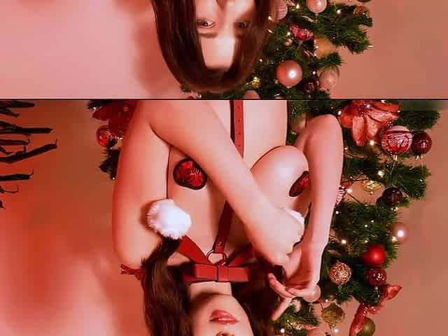 Mila Azul Christmas Solo