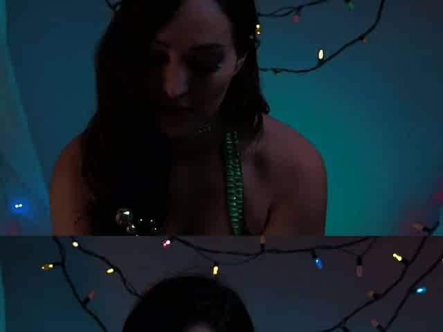 Orenda Nude Grinch ASMR OnlyFans Video