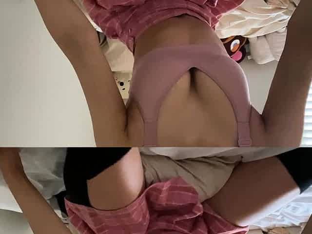Sexy hottie Anetta Keys enjoys a solo toy masturbation