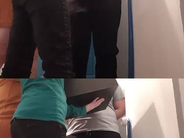 2 beauties paid for the delivery of goods with a courier with sex - Lesbo_illusion