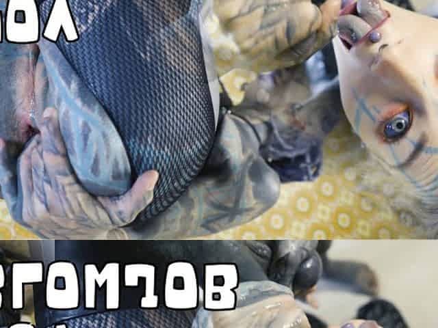 Tattooed Pornstar in High Heels Fingers Her Anal and Gives a Blowjob