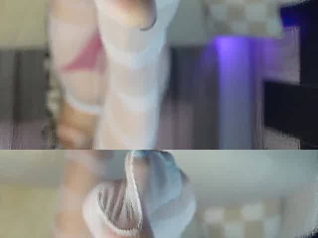Indian Big Ass Milf Stepmom Masturbates In Stockings