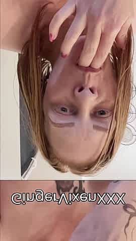Up Close Pussy Spread & Orgasm