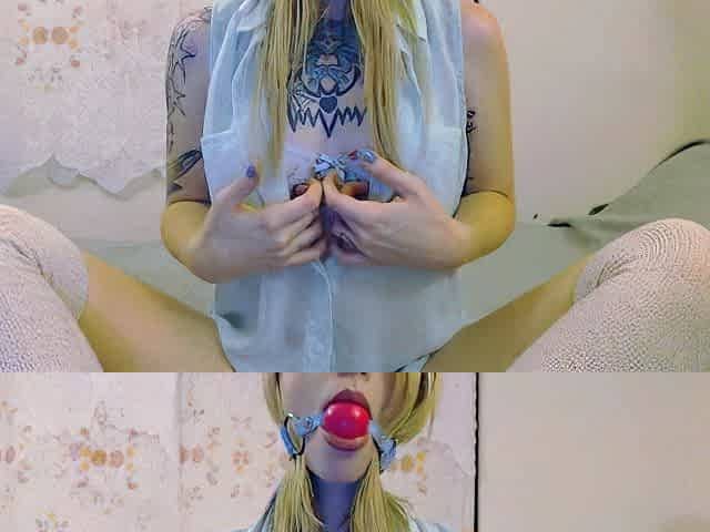 Amateur Blonde Teen Plays Solo with Toy Webcam Porn