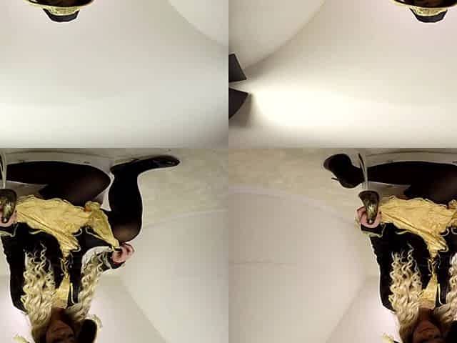 Blonde Bella Scaris Cosplay - Solo Model Toying