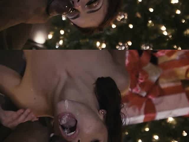 Two brunette babe in hardcore ffm blowjob