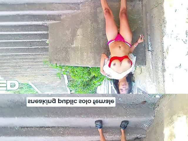 Manhattan Fresh York Exhibitionist Wife Public Park Solo Female In nature's garb Traveler Sneaking Around