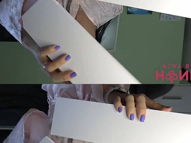 Unpacks and tests the Empress dildo from Playgirl Play Box