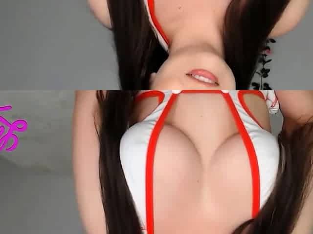 Enfermeira encena uma punheta guiada com elementos de ASMR