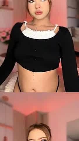 Amateur Webcam Teen Masturbates And Teases