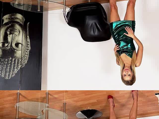 Hot Czech Bachelor Contestant Lucky Bee Shows You Her Orgasm in Close Detail
