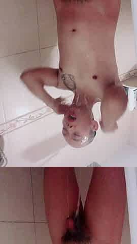 Pinoy Taking A Shower