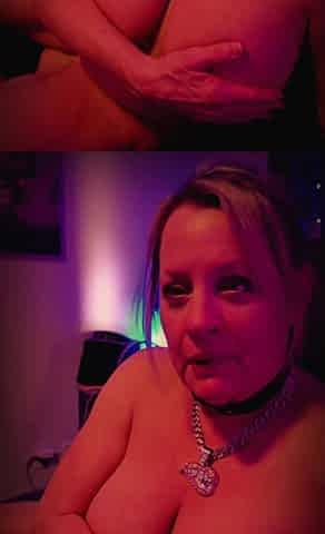 Kat-licious Dances Provocatively Naked on Bed
