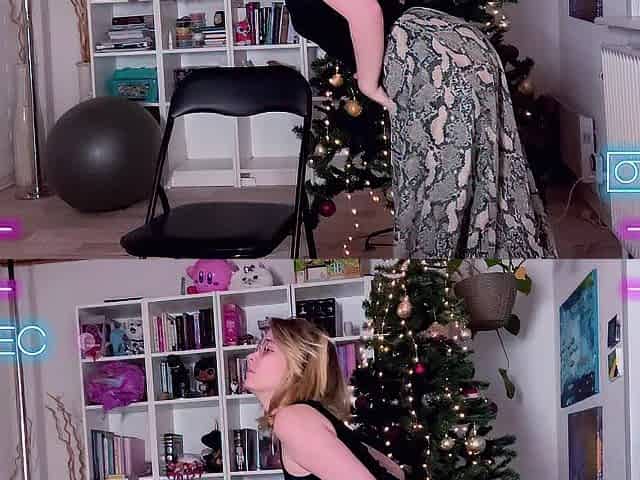 ???? CUTE Pierced Beauty Dances and Teases u/ MissJenniP