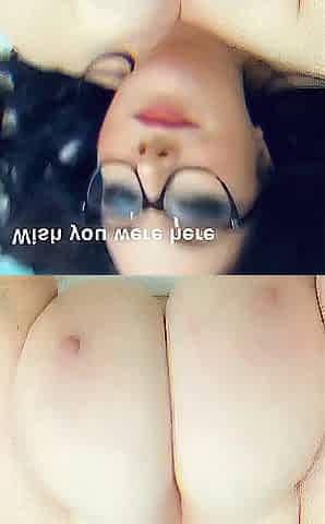 Large Titty big beautiful woman Snaps