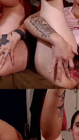 Lesbian Double Pussy Gaping Spreading Tease