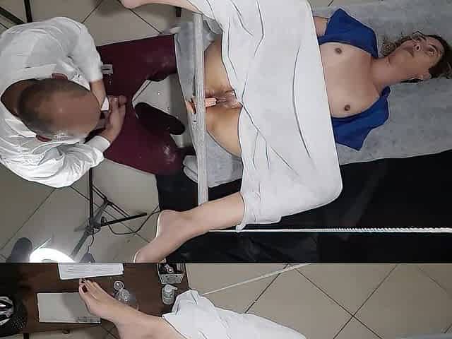 I had several orgasms with the gynecologist examining me and impregnating me