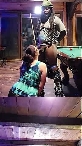 Married White Wench Stuffing Her Face with Large Ebony Shlong BBC