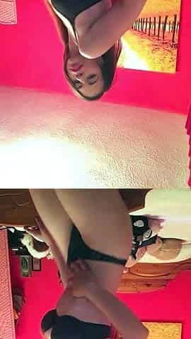 Perverse teen babe plays solo