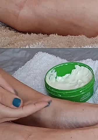 Foot Worhsip - Giving Myself a Foot Massage