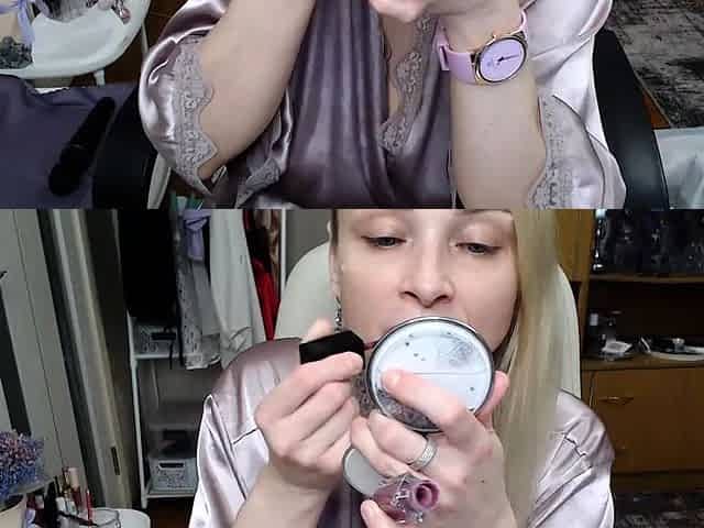 Puffy peach blondes solo toy action
