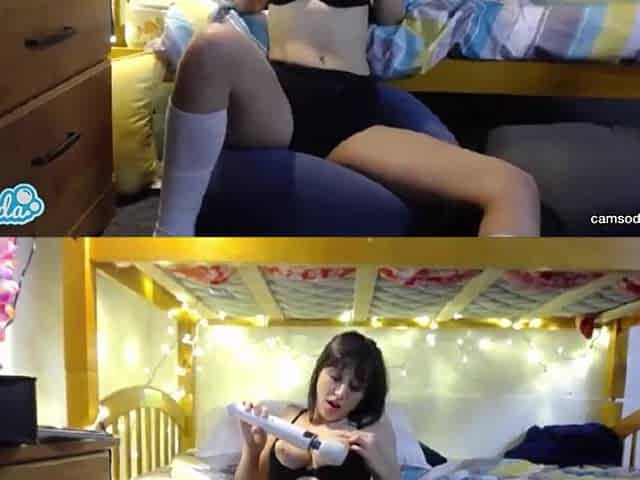teen lesbo coed gives twat massage in her dormroom for camsoda fans