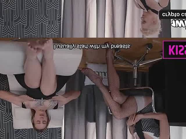 Mistaken fuck tease with warm sexologist Hunny Hanna in a forbidden 3 way with her step mom in their collective bed.