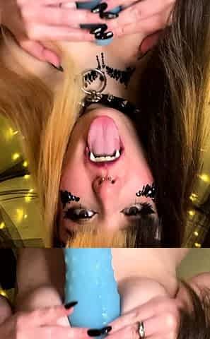 Hot Webcam Babe Solo Masturbation