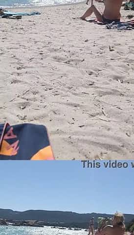 French aged woman on the beach - voyeur topless - spycam