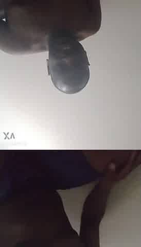Orgasming to some solo black clips and testing my recent phone to watch if it works properly 1