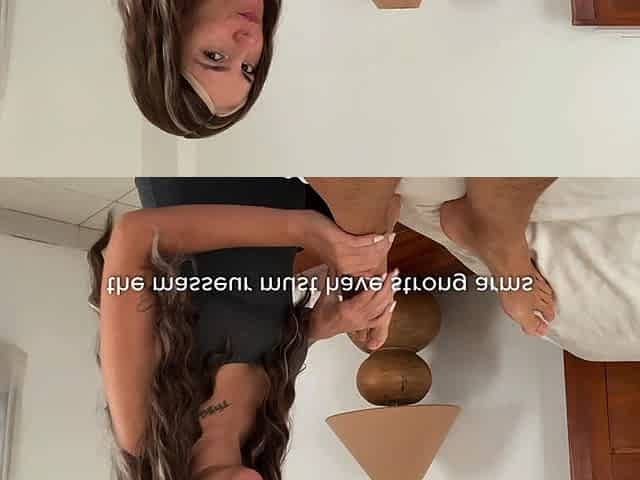 Hot Masseuse First Serviced Me and Then Made Me Cumshot with Handjob