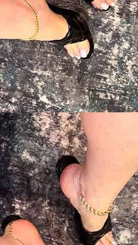 Foot fetish and masturbation