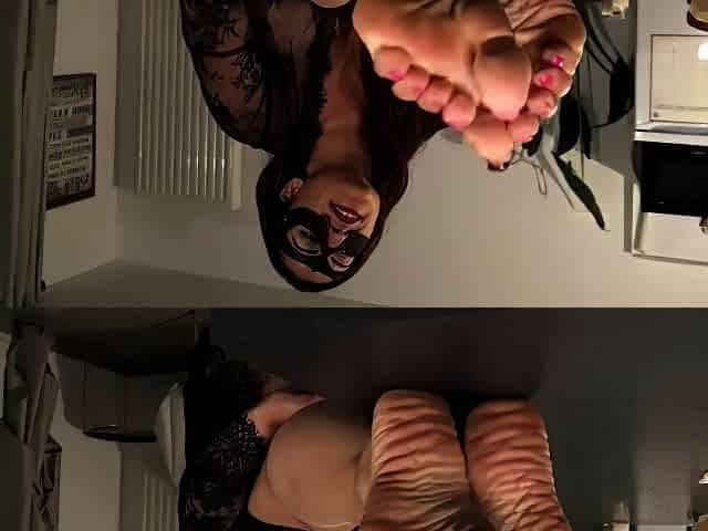Mellemfootfetish - The French Way Cuckold