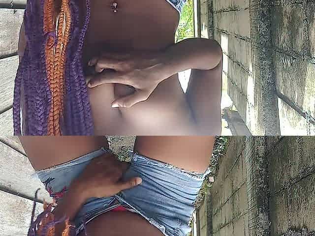 AMATURE MASTERBATE OUTDOOR IN ADVANCE OF PEE