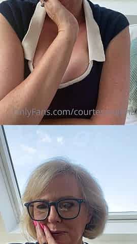 Hot Brunette mature Webcam Masturbation