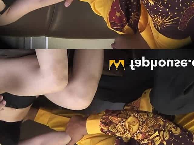 Mature Japanese chick wriggles in delight on