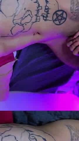 My Step-sister Is Disgusting, She Likes to Smell My Dick