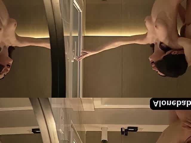 Slim Amateur Girl Horny Sextape