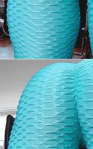 Perfect Big Ass Camgirl Playing with Dildo