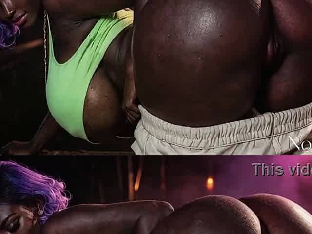 Moist ebony cunt takes hard doggy position with loud slapping[AI]