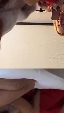 Amateur Blonde Mature Wife Enjoys Sex in Bed