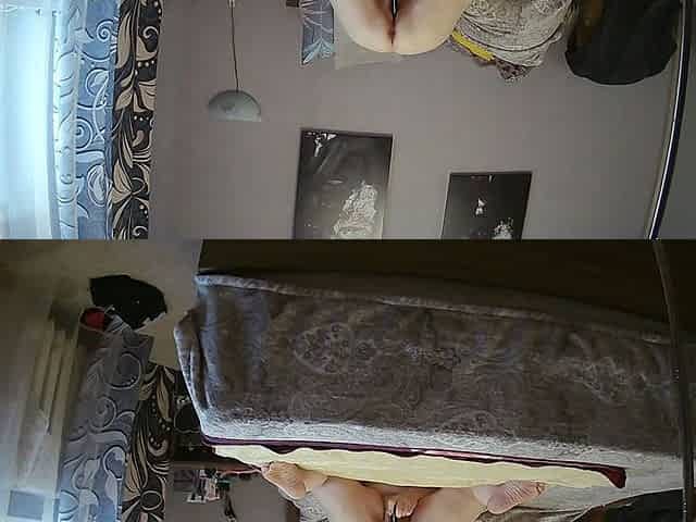 Mother-in-law Fucks Her Huge Pussy with Sex Toys to Orgasm