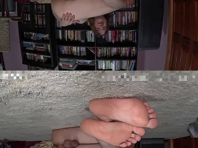 An old butt and feet joi I made