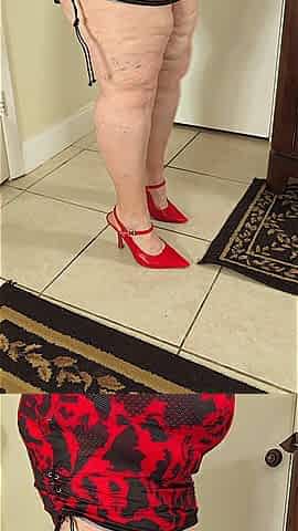 Hot Mature Beautiful MILF Showing off Her Body