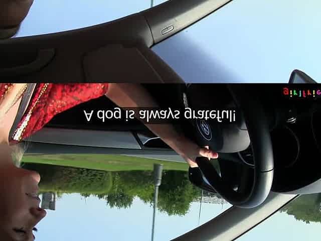 Backseat Slit Eating For Blond hair babe 1 - Girlfriends