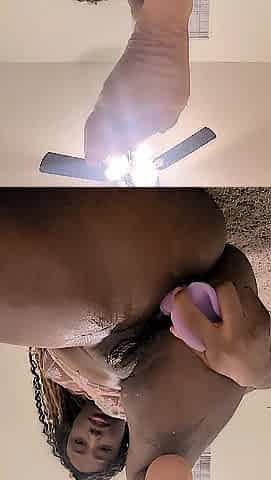 Screwing the one and the other of my holes until I cum
