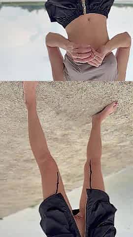 amateur stripped woman